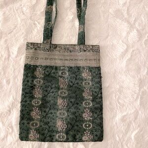 Pretty sari style mini bag vintage 2000’s green